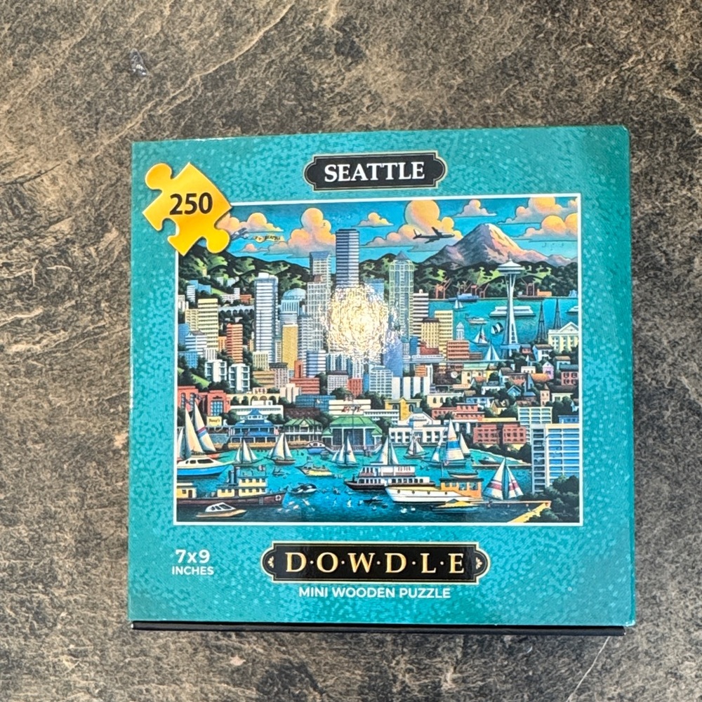 Seattle Mini Wooden Puzzle - 250 Pieces